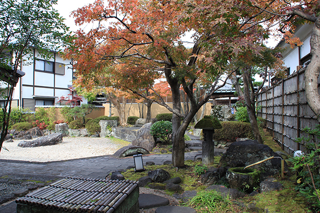 長屋門
